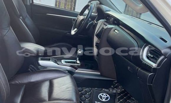 Buy Used Toyota Alphard Other Car in Huayxay in Bokeo Province Buy Used Toyota Alphard Other Car in Huayxay in Bokeo Province