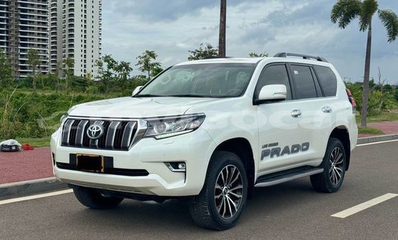 Buy Used Toyota Prado Other Car in Huayxay in Bokeo Province Buy Used Toyota Prado Other Car in Huayxay in Bokeo Province