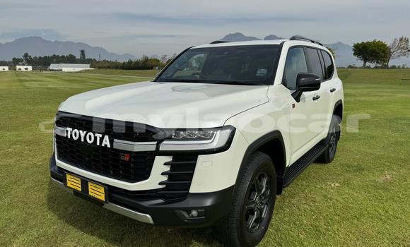 Acheter Occasion Voiture Toyota Land Cruiser Blanc à Vientiane, Vientiane Province Acheter Occasion Voiture Toyota Land Cruiser Blanc à Vientiane, Vientiane Province