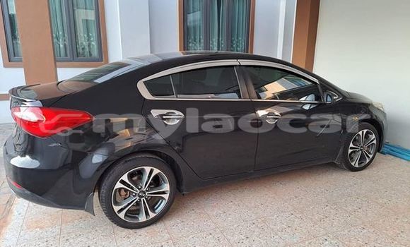 Buy Used Hyundai Elantra Black Car in Vientiane in Vientiane Province Buy Used Hyundai Elantra Black Car in Vientiane in Vientiane Province