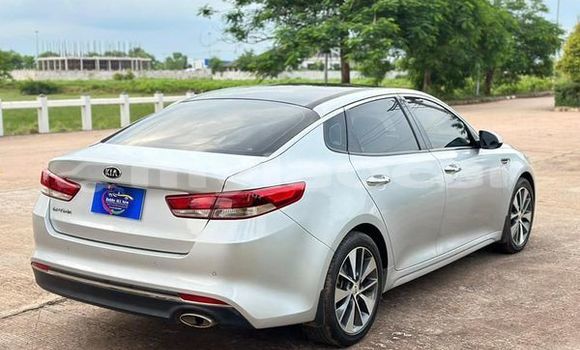 Buy Used Kia Optima Silver Car in Vientiane in Vientiane Province Buy Used Kia Optima Silver Car in Vientiane in Vientiane Province