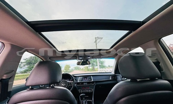 Buy Used Kia Optima Silver Car in Vientiane in Vientiane Province Buy Used Kia Optima Silver Car in Vientiane in Vientiane Province