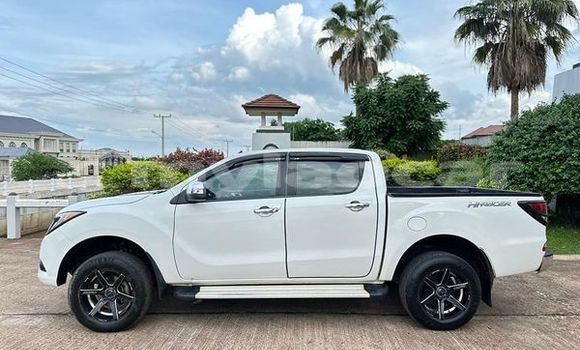 Buy Used Mazda BT-50 White Car in Vientiane in Vientiane Province Buy Used Mazda BT-50 White Car in Vientiane in Vientiane Province