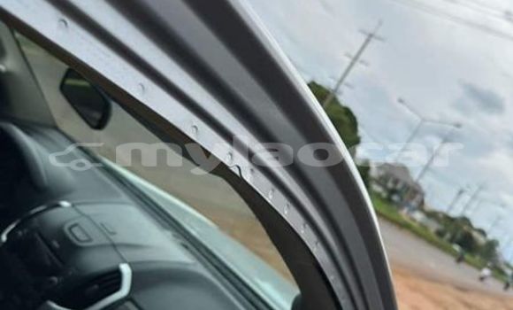 Buy Used Isuzu D–MAX Silver Car in Vientiane in Vientiane Province Buy Used Isuzu D–MAX Silver Car in Vientiane in Vientiane Province