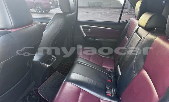 Buy Used Toyota Fortuner White Car in Vientiane in Vientiane Province Buy Used Toyota Fortuner White Car in Vientiane in Vientiane Province