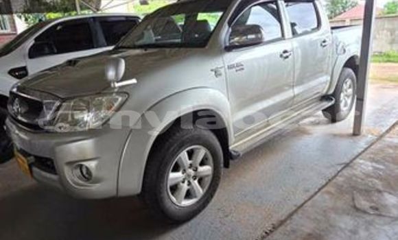 Buy Used Toyota Hiluxe VIGO Silver Car in Vientiane in Vientiane Province Buy Used Toyota Hiluxe VIGO Silver Car in Vientiane in Vientiane Province
