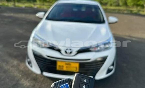 Buy Used Toyota Vios White Car in Vientiane in Vientiane Province Buy Used Toyota Vios White Car in Vientiane in Vientiane Province