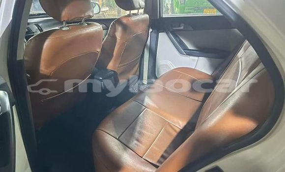 Buy Used Kia Cerato White Car in Vientiane in Vientiane Province Buy Used Kia Cerato White Car in Vientiane in Vientiane Province