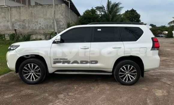 ຊື້ ໃຊ້ແລ້ວ Toyota Prado Other ລົດ ໃນ Vientiane ໃນ Vientiane Province ຊື້ ໃຊ້ແລ້ວ Toyota Prado Other ລົດ ໃນ Vientiane ໃນ Vientiane Province