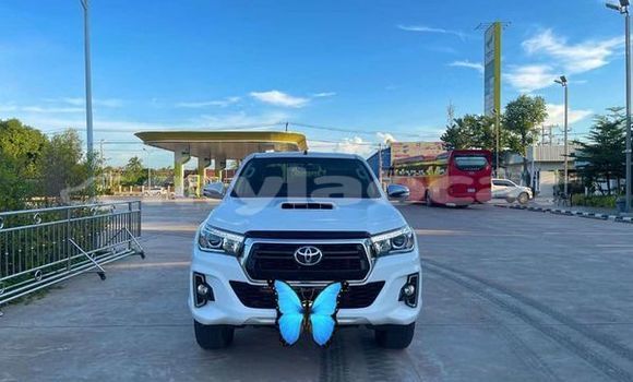 ຊື້ ໃຊ້ແລ້ວ Renault 11 Other ລົດ ໃນ Vientiane ໃນ Vientiane Province ຊື້ ໃຊ້ແລ້ວ Renault 11 Other ລົດ ໃນ Vientiane ໃນ Vientiane Province