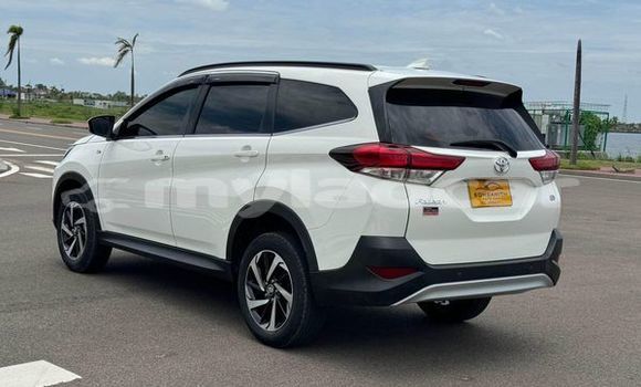 ຊື້ ໃຊ້ແລ້ວ Toyota Land Cruiser Other ລົດ ໃນ Vientiane ໃນ Vientiane Province ຊື້ ໃຊ້ແລ້ວ Toyota Land Cruiser Other ລົດ ໃນ Vientiane ໃນ Vientiane Province