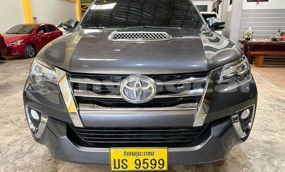 ຊື້ ໃຊ້ແລ້ວ Toyota Fortuner Other ລົດ ໃນ Vientiane ໃນ Vientiane Province ຊື້ ໃຊ້ແລ້ວ Toyota Fortuner Other ລົດ ໃນ Vientiane ໃນ Vientiane Province
