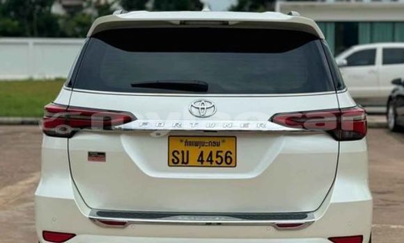 Acheter Occasion Voiture Toyota 4Runner Autre à Vientiane, Vientiane Province Acheter Occasion Voiture Toyota 4Runner Autre à Vientiane, Vientiane Province