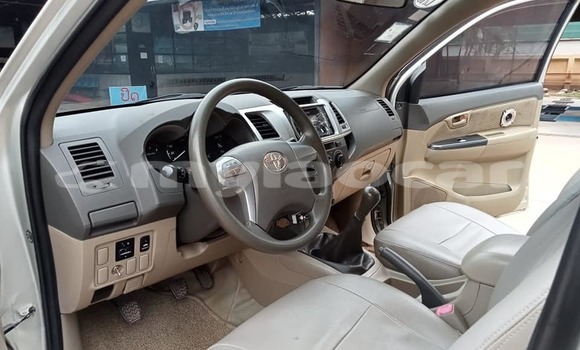 Buy Used Toyota Hiluxe VIGO Silver Car in Vientiane in Vientiane Province Buy Used Toyota Hiluxe VIGO Silver Car in Vientiane in Vientiane Province
