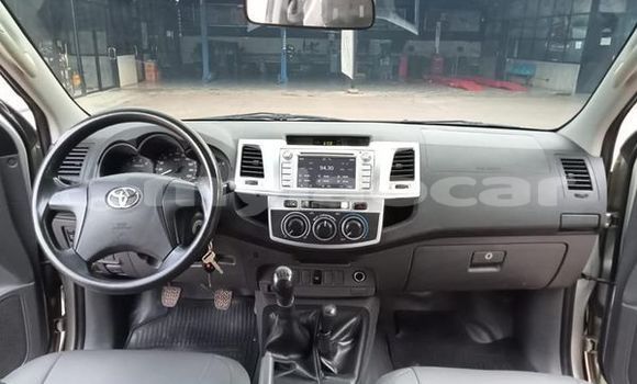 Buy Used Toyota Hiluxe VIGO Beige Car in Vientiane in Vientiane Province Buy Used Toyota Hiluxe VIGO Beige Car in Vientiane in Vientiane Province