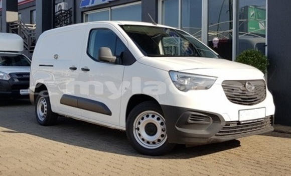 Buy Used Opel Combo White Car in Vientiane in Vientiane Province