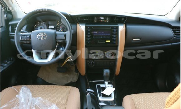 Buy Import Toyota Fortuner Black Car in Import - Dubai in Attapeu Province Buy Import Toyota Fortuner Black Car in Import - Dubai in Attapeu Province
