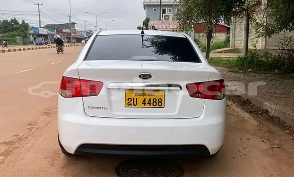 Buy Used Kia K3 White Car in Luang Prabang in Louangphabang Province Buy Used Kia K3 White Car in Luang Prabang in Louangphabang Province