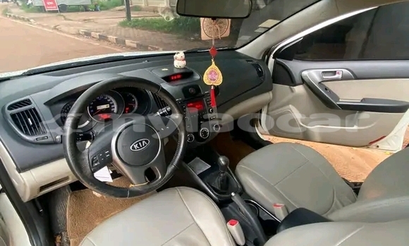 Buy Used Kia K3 White Car in Luang Prabang in Louangphabang Province Buy Used Kia K3 White Car in Luang Prabang in Louangphabang Province