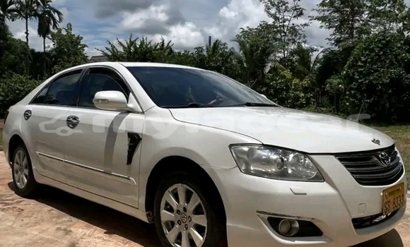 Buy Used Toyota Camry White Car in Luang Namtha in Luang Namtha Province Buy Used Toyota Camry White Car in Luang Namtha in Luang Namtha Province
