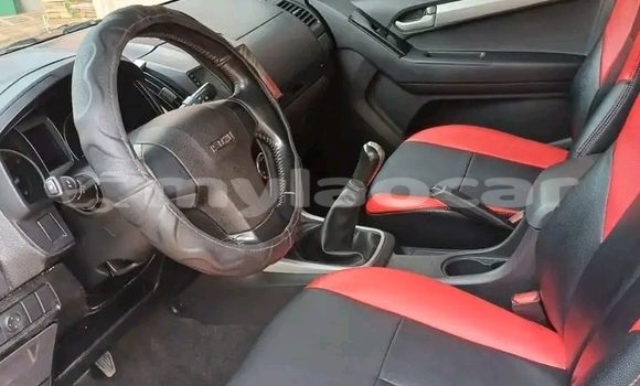 Buy Used Toyota Hilux Other Car in Luang Namtha in Luang Namtha Province Buy Used Toyota Hilux Other Car in Luang Namtha in Luang Namtha Province