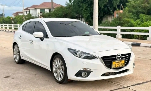 Buy Used Mazda 3 White Car in Vientiane in Vientiane Province Buy Used Mazda 3 White Car in Vientiane in Vientiane Province