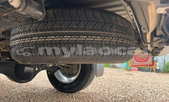 Buy Used Range Rover Range Rover White Car in Phonsavan in Xiangkhouang Province Buy Used Range Rover Range Rover White Car in Phonsavan in Xiangkhouang Province