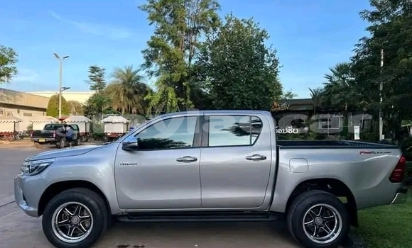 Buy Used Toyota Hilux Other Car in Sainyabuli in Xaignabouli Province Buy Used Toyota Hilux Other Car in Sainyabuli in Xaignabouli Province