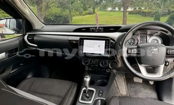 Buy Used Toyota Hilux White Car in Pakxe in Champasak Province Buy Used Toyota Hilux White Car in Pakxe in Champasak Province