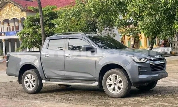 Buy Used Toyota Hilux Other Car in Luang Prabang in Louangphabang Province Buy Used Toyota Hilux Other Car in Luang Prabang in Louangphabang Province