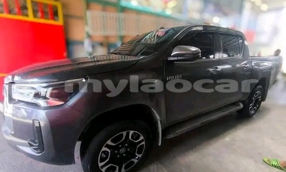 Buy Used Toyota Hilux Black Car in Ban Nahin in Oudômxai Province Buy Used Toyota Hilux Black Car in Ban Nahin in Oudômxai Province
