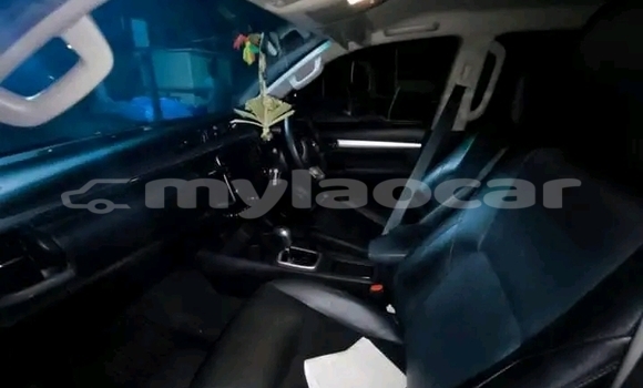 Buy Used Toyota Hilux Black Car in Ban Nahin in Oudômxai Province Buy Used Toyota Hilux Black Car in Ban Nahin in Oudômxai Province