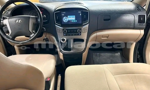 Buy Used Hyundai H1 Other Car in Luang Prabang in Louangphabang Province Buy Used Hyundai H1 Other Car in Luang Prabang in Louangphabang Province