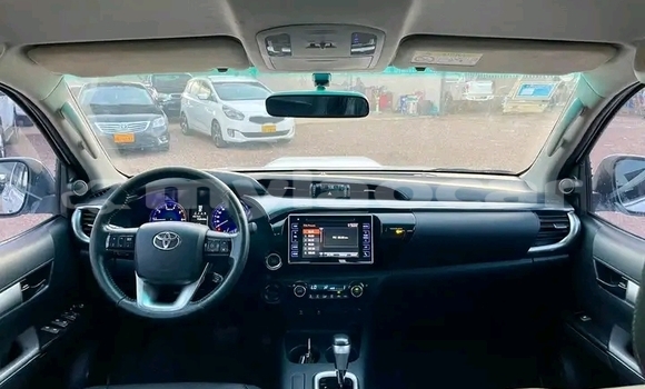 Buy Used Toyota Hilux White Car in Champasak in Champasak Province Buy Used Toyota Hilux White Car in Champasak in Champasak Province