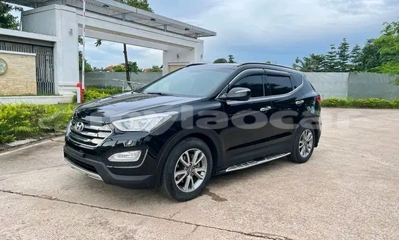 ຊື້ ໃຊ້ແລ້ວ Toyota RAV4 Black ລົດ ໃນ Huayxay ໃນ Bokeo Province ຊື້ ໃຊ້ແລ້ວ Toyota RAV4 Black ລົດ ໃນ Huayxay ໃນ Bokeo Province