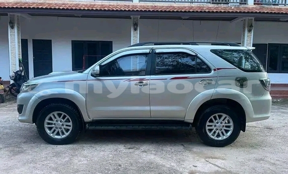 ຊື້ ໃຊ້ແລ້ວ Toyota Fortuner Other ລົດ ໃນ Vientiane ໃນ Vientiane Province ຊື້ ໃຊ້ແລ້ວ Toyota Fortuner Other ລົດ ໃນ Vientiane ໃນ Vientiane Province