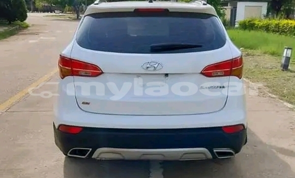 Acheter Occasion Voiture Toyota RAV4 Blanc à Savannakhet, Savannakhét Province Acheter Occasion Voiture Toyota RAV4 Blanc à Savannakhet, Savannakhét Province