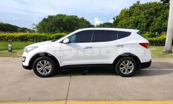 Acheter Occasion Voiture Toyota RAV4 Blanc à Savannakhet, Savannakhét Province Acheter Occasion Voiture Toyota RAV4 Blanc à Savannakhet, Savannakhét Province