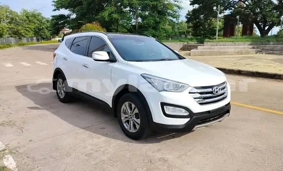 Acheter Occasion Voiture Toyota RAV4 Blanc à Savannakhet, Savannakhét Province Acheter Occasion Voiture Toyota RAV4 Blanc à Savannakhet, Savannakhét Province