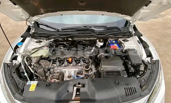 Acheter Occasion Voiture Honda Civic Blanc à Luang Prabang, Louangphabang Province Acheter Occasion Voiture Honda Civic Blanc à Luang Prabang, Louangphabang Province