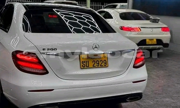 ຊື້ ໃຊ້ແລ້ວ Mercedes-Benz AMG GLE White ລົດ ໃນ Saravan ໃນ Salavan Province ຊື້ ໃຊ້ແລ້ວ Mercedes-Benz AMG GLE White ລົດ ໃນ Saravan ໃນ Salavan Province