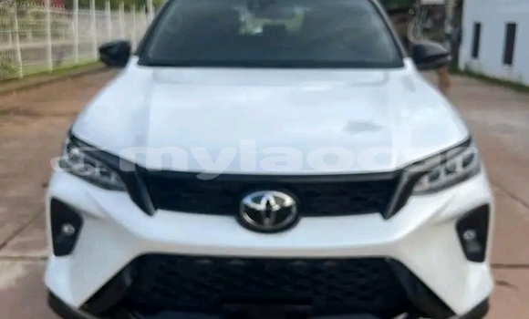 Acheter Occasion Voiture Toyota RAV4 Blanc à Vientiane, Vientiane Province Acheter Occasion Voiture Toyota RAV4 Blanc à Vientiane, Vientiane Province
