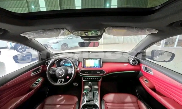 Buy Used Hyundai Elantra White Car in Luang Namtha in Luang Namtha Province Buy Used Hyundai Elantra White Car in Luang Namtha in Luang Namtha Province