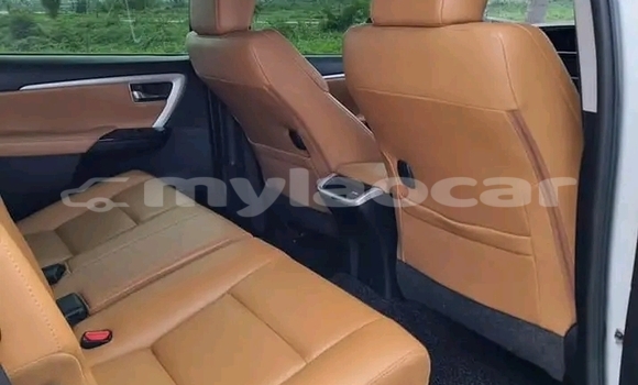 Buy Used Toyota Fortuner White Car in Luang Prabang in Louangphabang Province Buy Used Toyota Fortuner White Car in Luang Prabang in Louangphabang Province