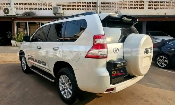 Buy Used Toyota Prado White Car in Champasak in Champasak Province Buy Used Toyota Prado White Car in Champasak in Champasak Province