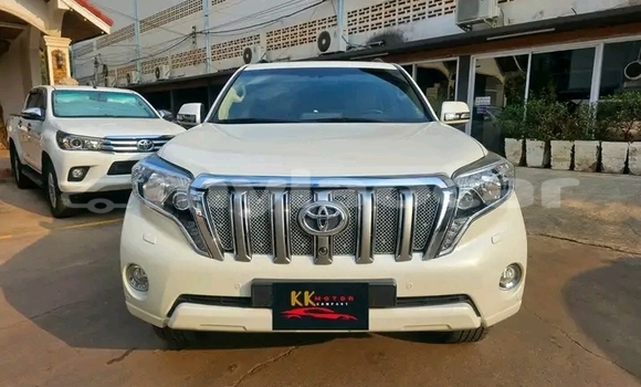 Buy Used Toyota Prado White Car in Champasak in Champasak Province Buy Used Toyota Prado White Car in Champasak in Champasak Province