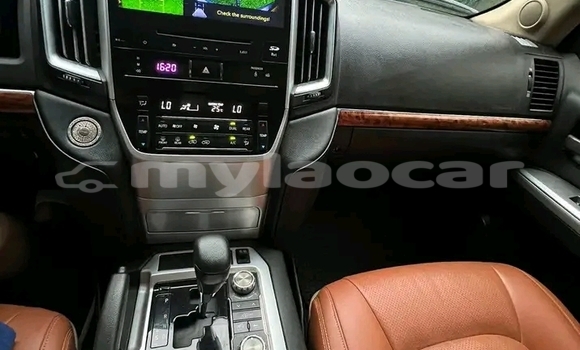 Buy Used Toyota RAV4 Black Car in Saravan in Salavan Province Buy Used Toyota RAV4 Black Car in Saravan in Salavan Province
