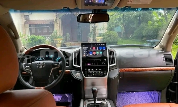 Buy Used Toyota RAV4 Black Car in Saravan in Salavan Province Buy Used Toyota RAV4 Black Car in Saravan in Salavan Province