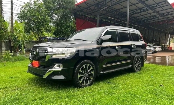 Buy Used Toyota RAV4 Black Car in Saravan in Salavan Province Buy Used Toyota RAV4 Black Car in Saravan in Salavan Province
