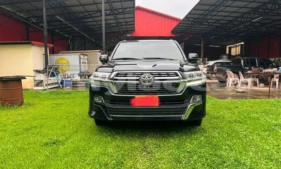 Buy Used Toyota RAV4 Black Car in Saravan in Salavan Province Buy Used Toyota RAV4 Black Car in Saravan in Salavan Province